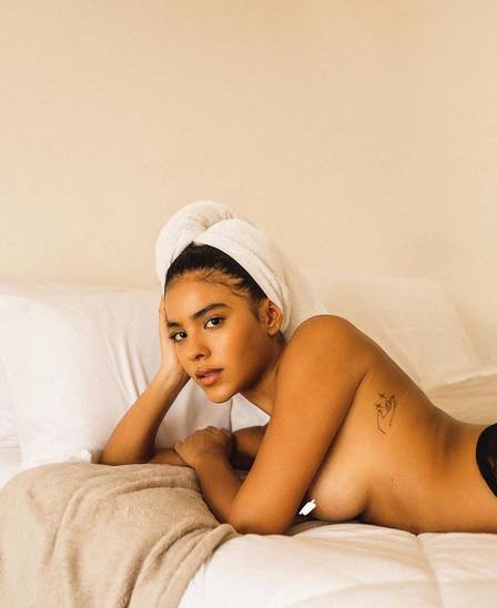 Bella Campos Pelada Bella Campos Pelada