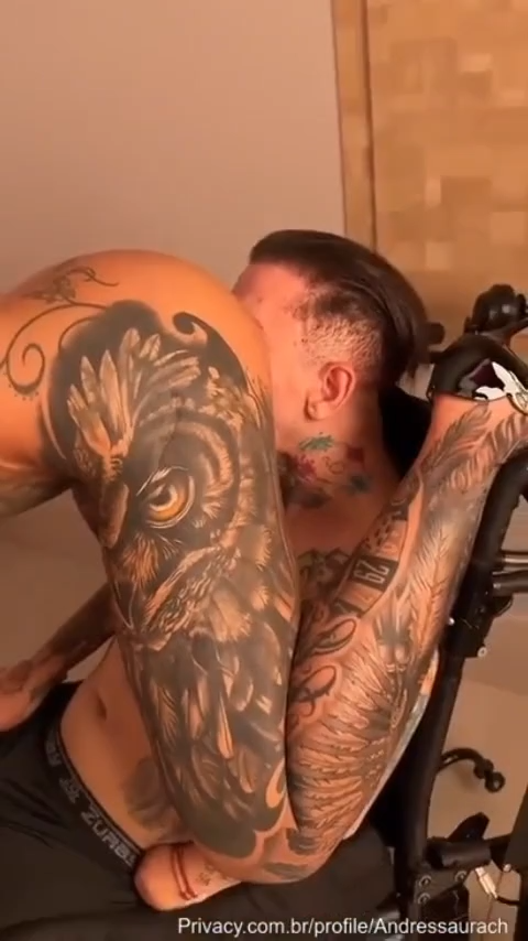 Andressa-Urach-dando-para-o-cadeirante-Gabriel-Brito-onlyfans-gratis